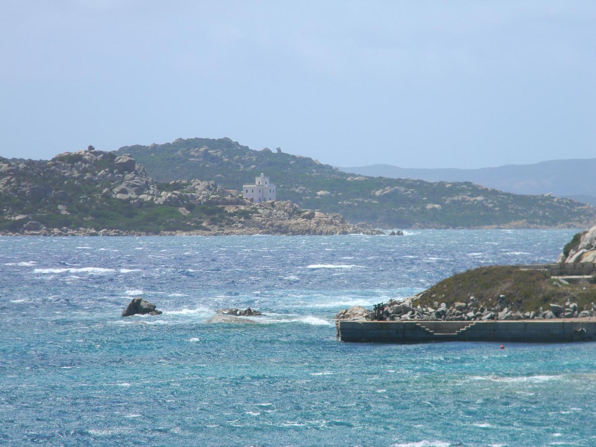 Hotel Nido D'Aquila La Maddalena  Buitenkant foto