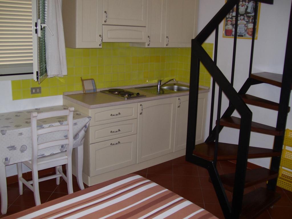 Hotel Nido D'Aquila La Maddalena  Buitenkant foto