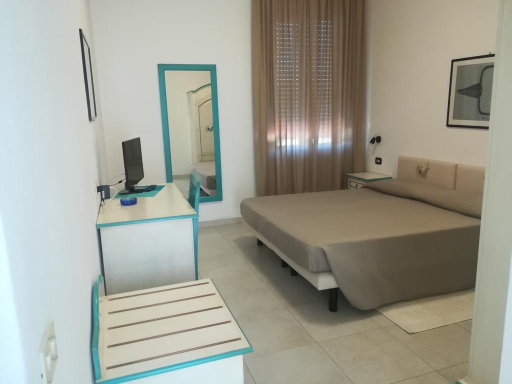 Hotel Nido D'Aquila La Maddalena  Buitenkant foto