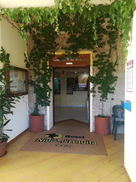 Hotel Nido D'Aquila La Maddalena  Buitenkant foto